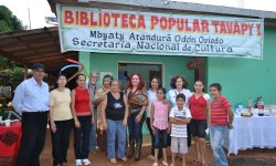 Se inauguró una Biblioteca Popular en Tavapy I, en Alto Paraná|Oñeinagura peteĩ Tetãygua Arandukakoty Tavapy I, Alto Paranáme imagen