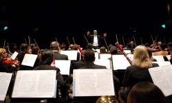 Músicos de la Sinfónica y del Conservatorio participan de festejos patrios en Buenos Aires|Sinfónica ha Conservatorio-pegua Puraheiharakuéra oĩ avei Guenosáire Vy’a guasúpe imagen