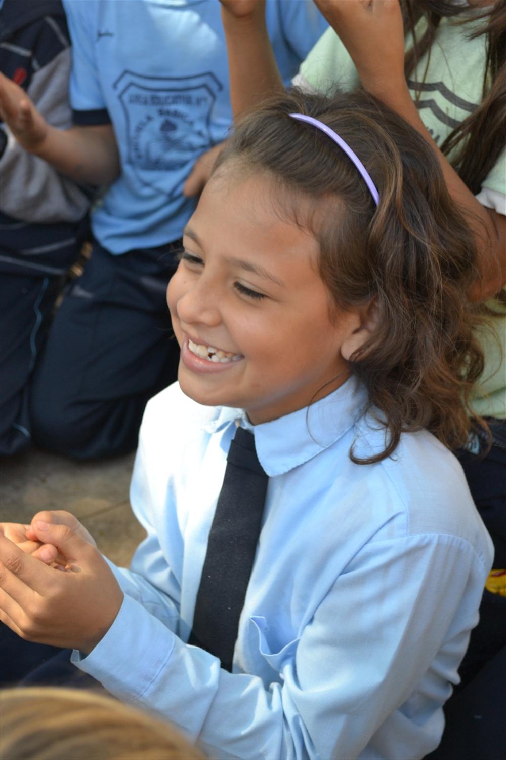 alegría en las actividades con los niños imagen