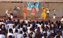 Presentación de la obra teatral “Salvemos al Lago” en las escuelas Aula Viva y Asunción Escalada. imagen