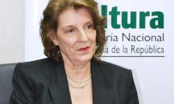 La Ministra Secretaria Ejecutiva de Cultura, Arq. Mabel Causarano, presentó su Declaración Jurada de Bienes y Renta imagen