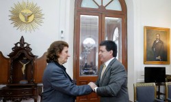 La Ministra de Cultura se reunió con el Presidente Horacio Cartes imagen