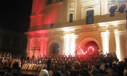 Paraguay pretende batir el Récord Guinness con la orquesta de Arpas más grande del mundo imagen
