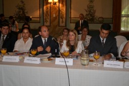 Christian Courtis, Liliana Valiña, Héctor Cárdenas y Mirta Denis.