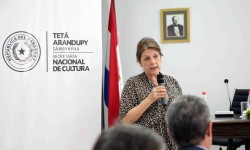 Ministra de Cultura disertó sobre políticas culturales en la Academia Diplomática imagen