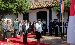 La Princesa Mako visitó la Casa de la Independencia imagen
