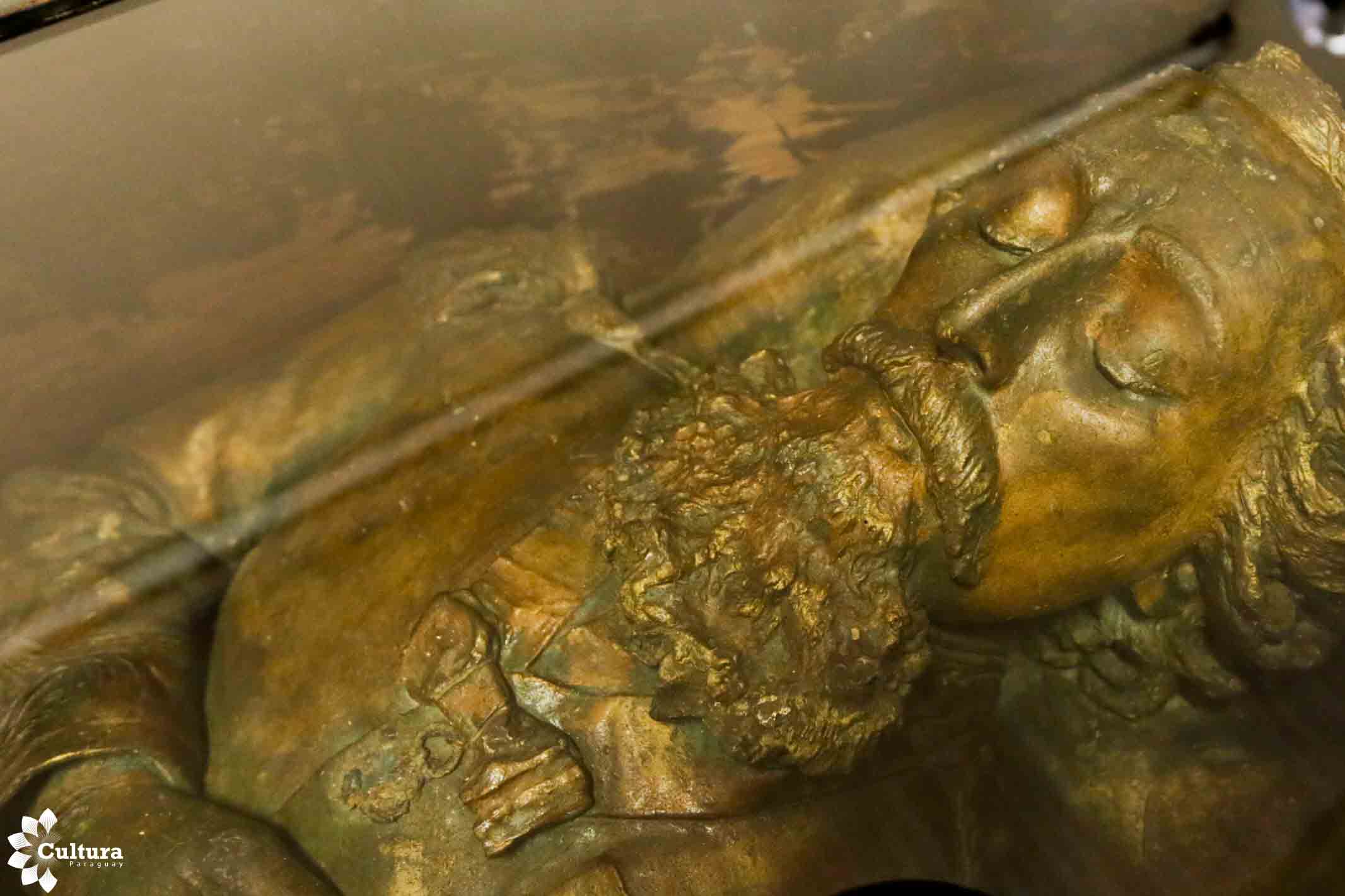 Cultura concluyó primera parte de la restauración del féretro de José Eduvigis Díaz imagen