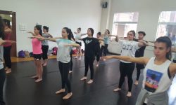 Ballet Nacional inició sus clases de danza contemporánea imagen