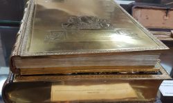 “Libro de Oro” retornará al Archivo Nacional tras casi 150 años imagen