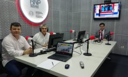 Ministro de Cultura en contacto con audiencia de Radio Nacional imagen