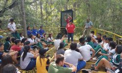 Cerro Corá recibe a una multitud de estudiantes que participan del campamento juvenil en conmemoración al Día de los Héroes imagen