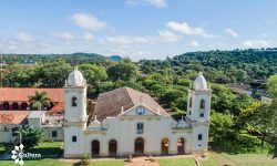 Comitiva técnica de la SNC verifica daños en la iglesia de Paraguarí imagen