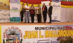 Cultura entregó lote de libros en Juan León Mallorquín imagen