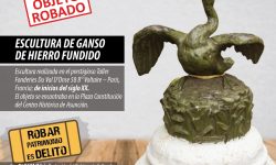 Alerta: roban pieza escultórica de la Plaza Constitución del Centro Histórico de Asunción imagen