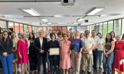 Reconocen a portadores de conocimientos culturales como Tesoros Vivos de la Nación imagen