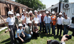 El Presidente de la República y Primera Dama visitan las obras de puesta en valor de la ex estación de Tren de San Salvador